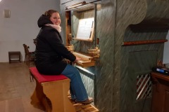 e6e2384b-d994-46a8-a3b4-b6791ccb8440